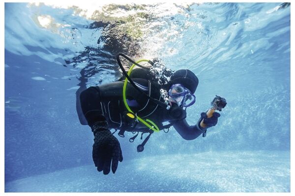 Hama 4407 SCHWIMMGRIFF F.GOPRO Gelb