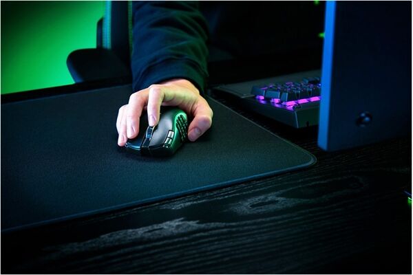 Razer Naga V2 HyperSpeed