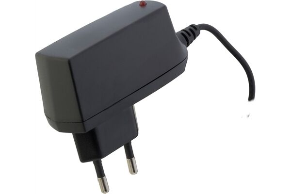 Peter Jäckel Reiseladegerät 220Volt Micro-USB Schwarz