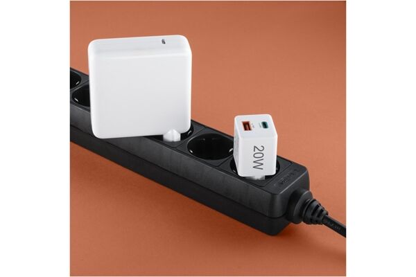 Hama Schnellladegerät USB-C 20W