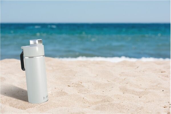 NINJA Thirsti 700 ml Reiseflasche