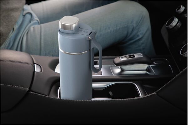 NINJA Thirsti 700 ml Reiseflasche