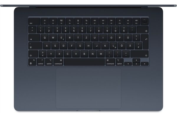 Apple MacBook Air 15" (MC9G4D/A)