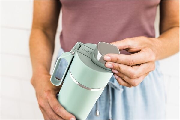 NINJA Thirsti 530 ml Reiseflasche