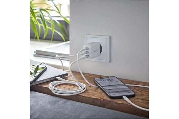Intenso W65ACC GaN USB/2x USB Type-C (65W)