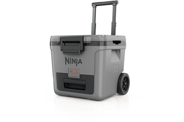 NINJA FrostVault FB230