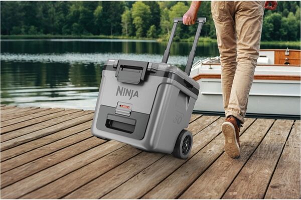 NINJA FrostVault FB230