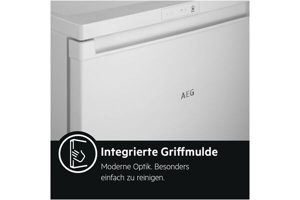 AEG RTS811DXAW