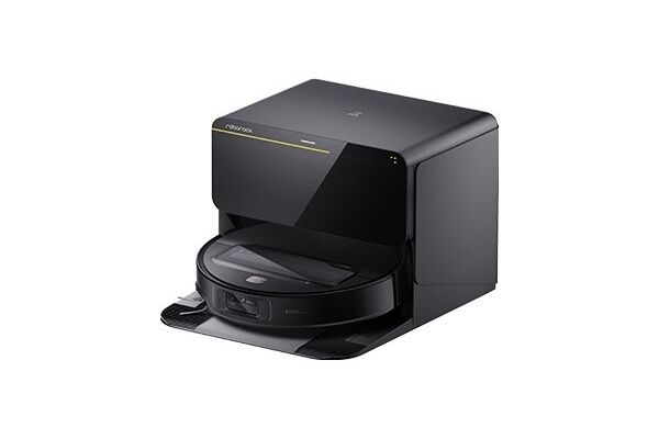 Roborock Saros Z 70 mit Wasseranschluss