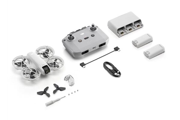 DJI Neo Fly More Combo