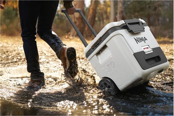 NINJA FrostVault FB230