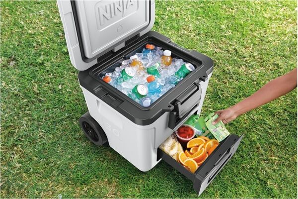 NINJA FrostVault FB230