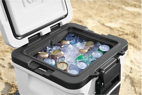 NINJA FrostVault FB230