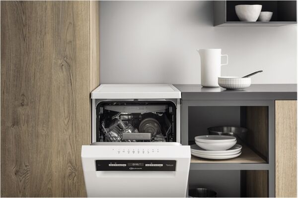 Bauknecht BSFO 3O23 PF Weiss