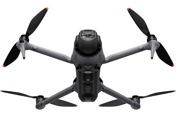 DJI Mavic 4 Pro Fly More Combo