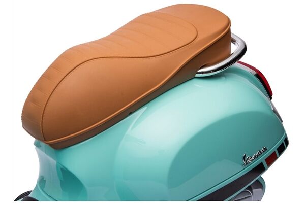 Jamara Ride-on Vespa GTS 125