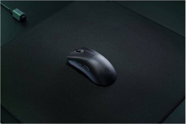 Razer DeathAdder V3 HyperSpeed