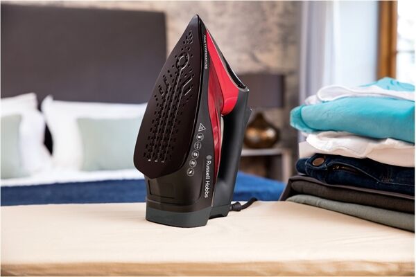 Russell Hobbs One Temperature Dampbügeleisen