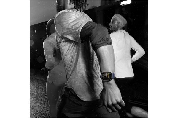 Apple Watch Ultra 2 (49mm) GPS+4G (Armband M) B-Ware