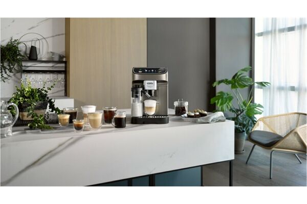 DeLonghi ECAM320.70 Magnifica Plus B-Ware