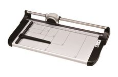 Olympia Schneidegerät TR 4815