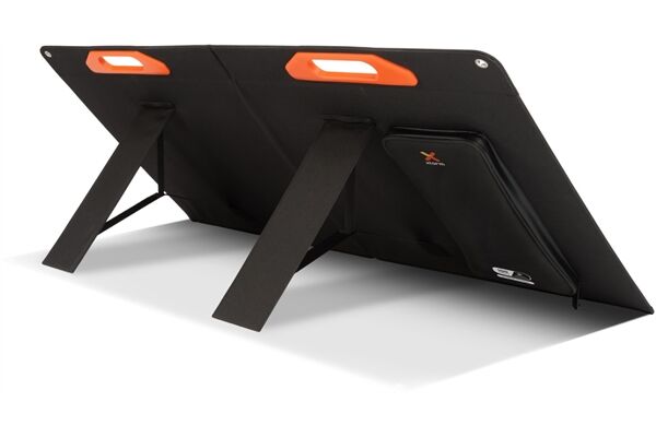 Xtorm Solar Panel (200W) Bundle