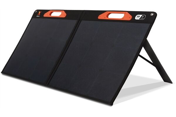Xtorm Solar Panel (200W) Bundle